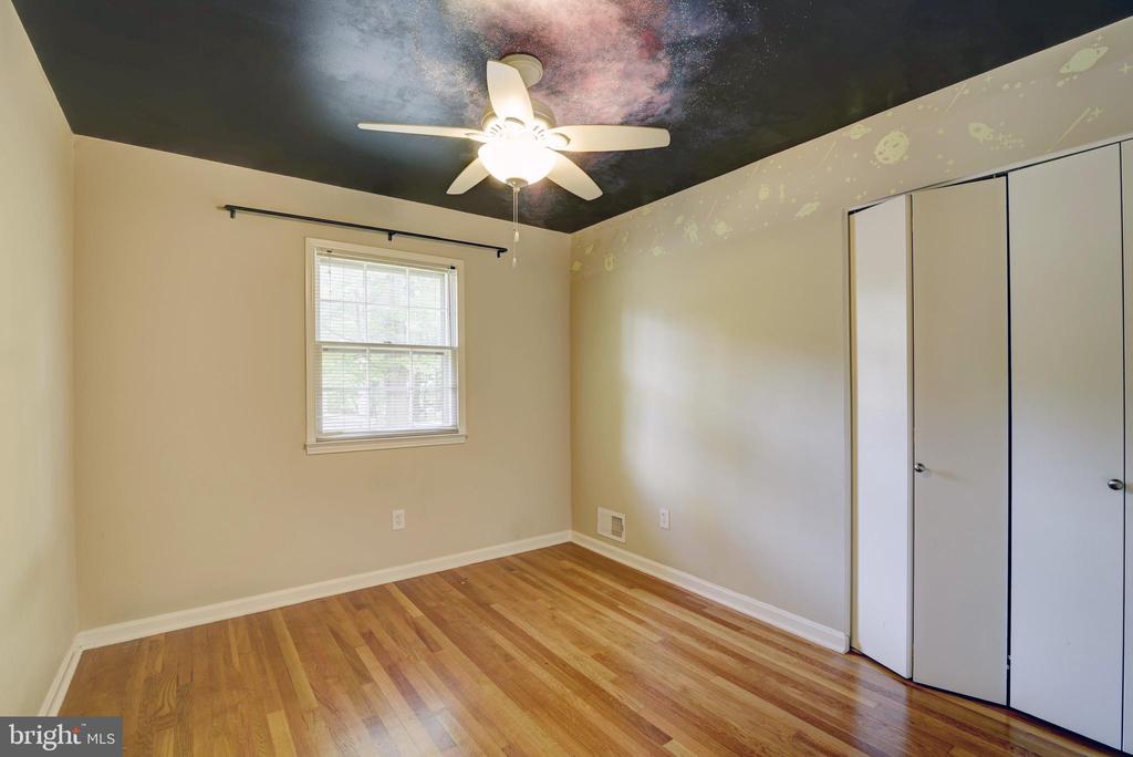 8521 TYSONS COURT