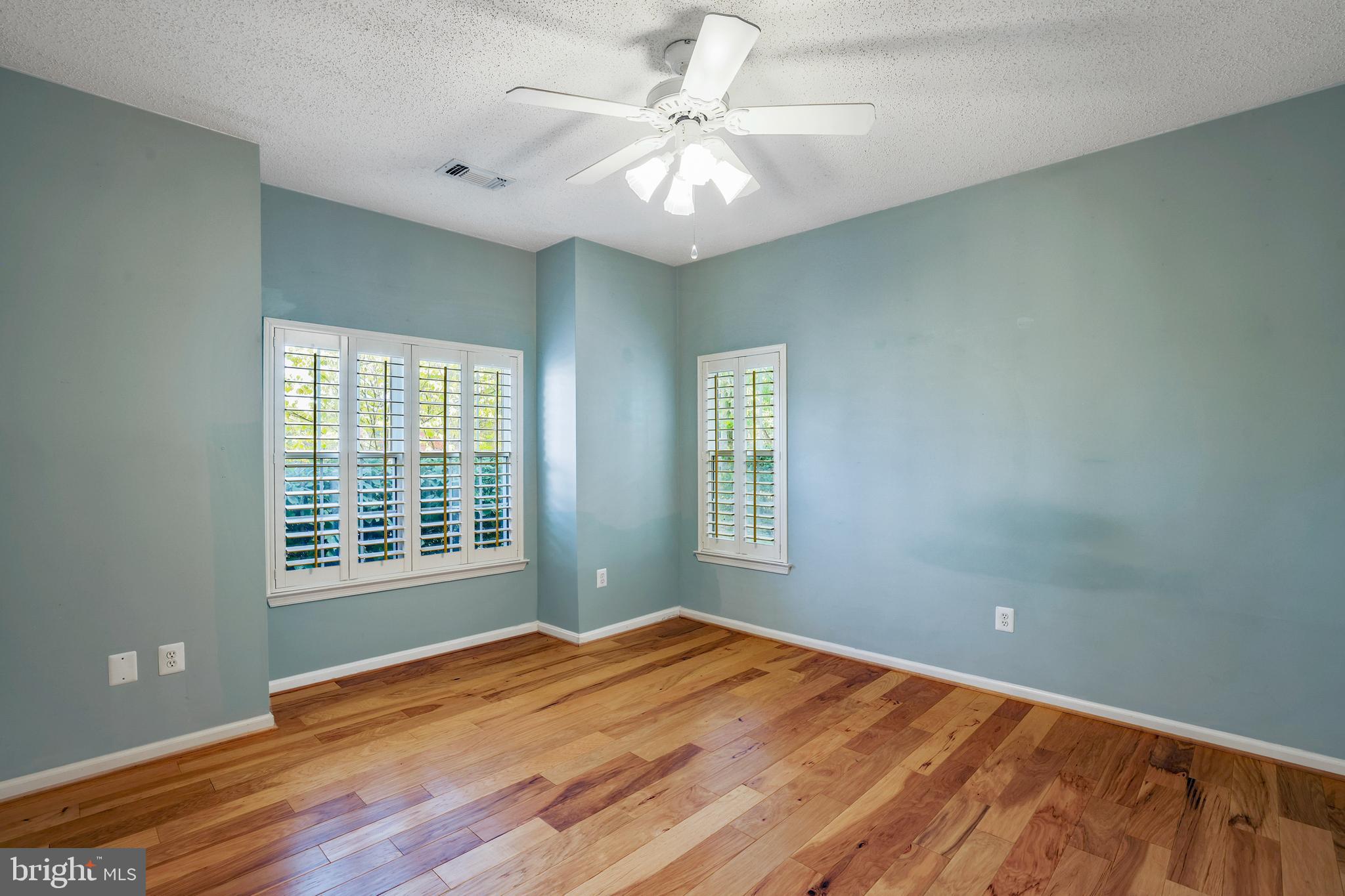 1708 LAKE SHORE CREST DRIVE 13