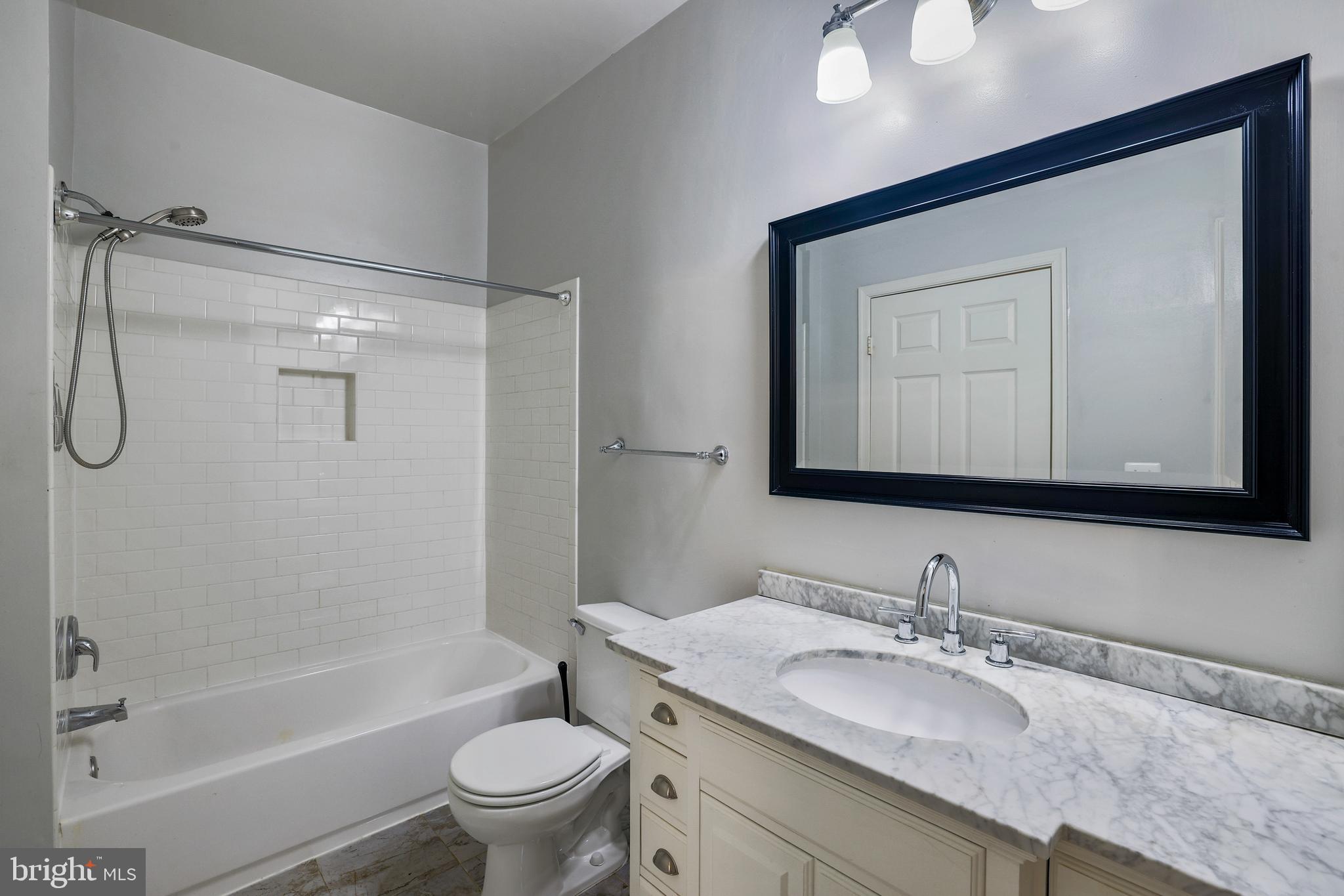 1708 LAKE SHORE CREST DRIVE 13