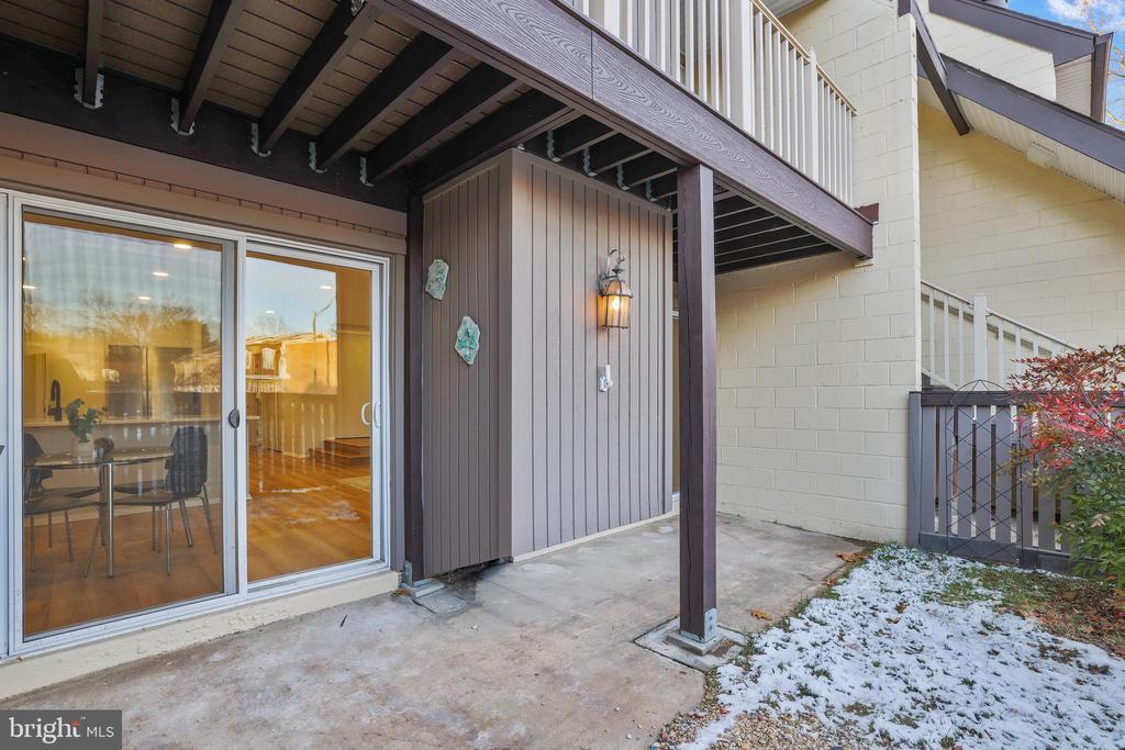 3966 WOODHUE PLACE