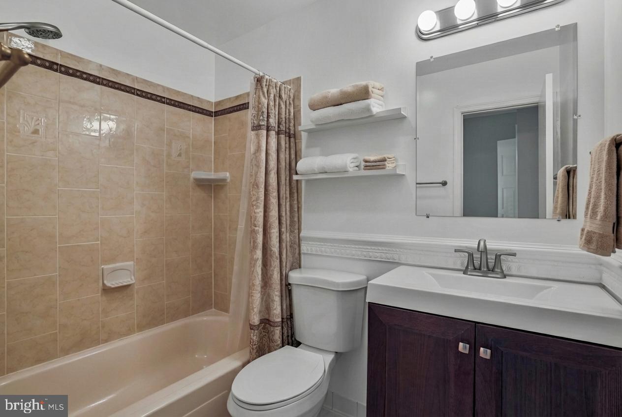 9523 CHERRY OAK COURT