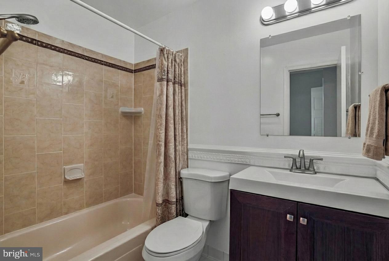 9523 CHERRY OAK COURT