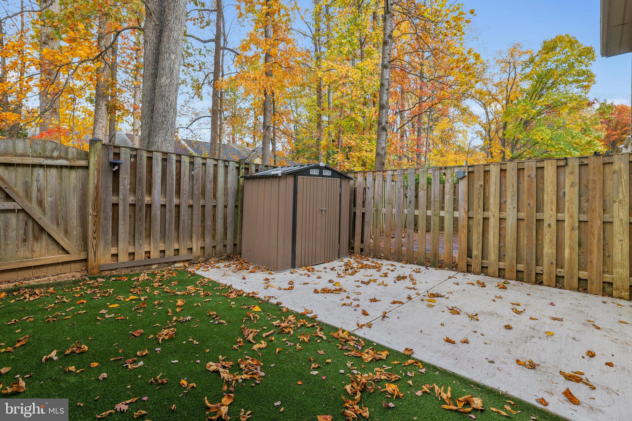 9523 CHERRY OAK COURT