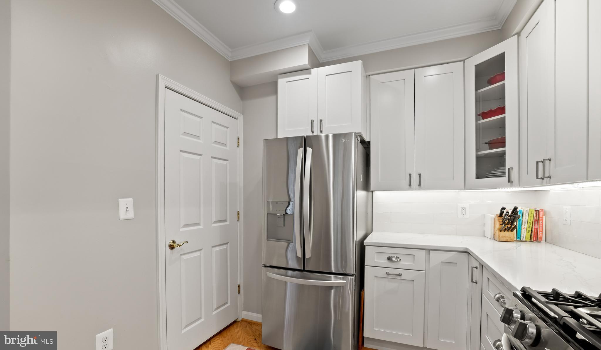 1851 STRATFORD PARK PLACE 204