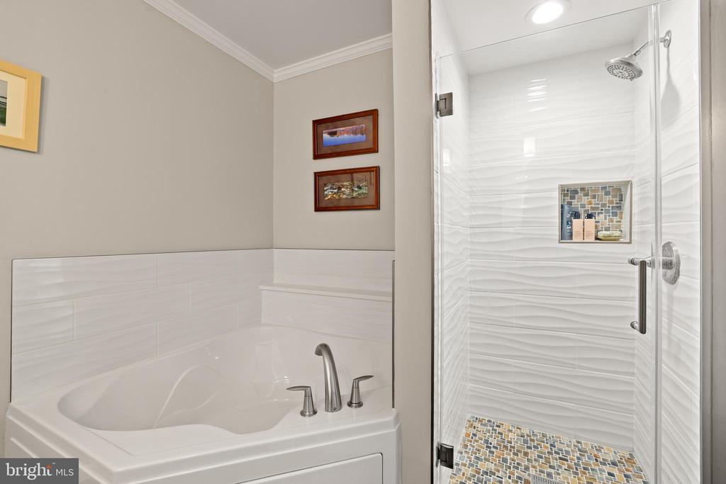 1851 STRATFORD PARK PLACE 204