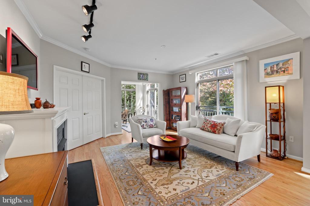 1851 STRATFORD PARK PLACE 204