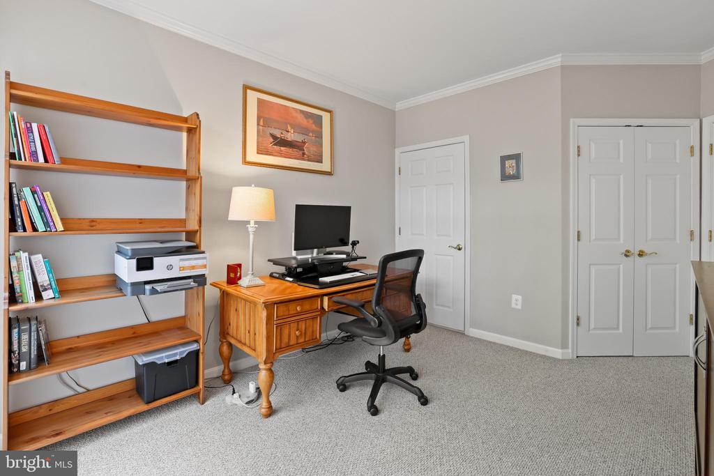 1851 STRATFORD PARK PLACE 204