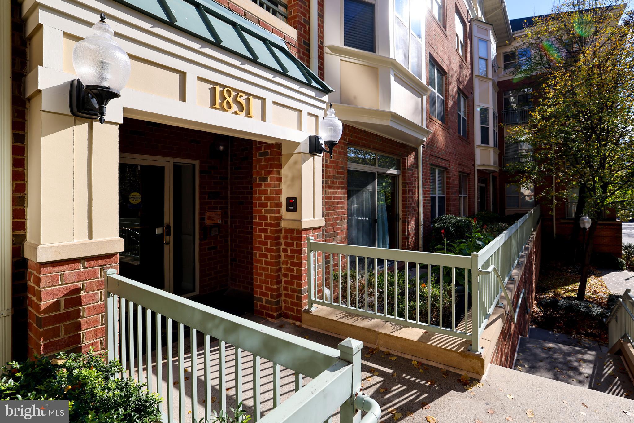 1851 STRATFORD PARK PLACE 204