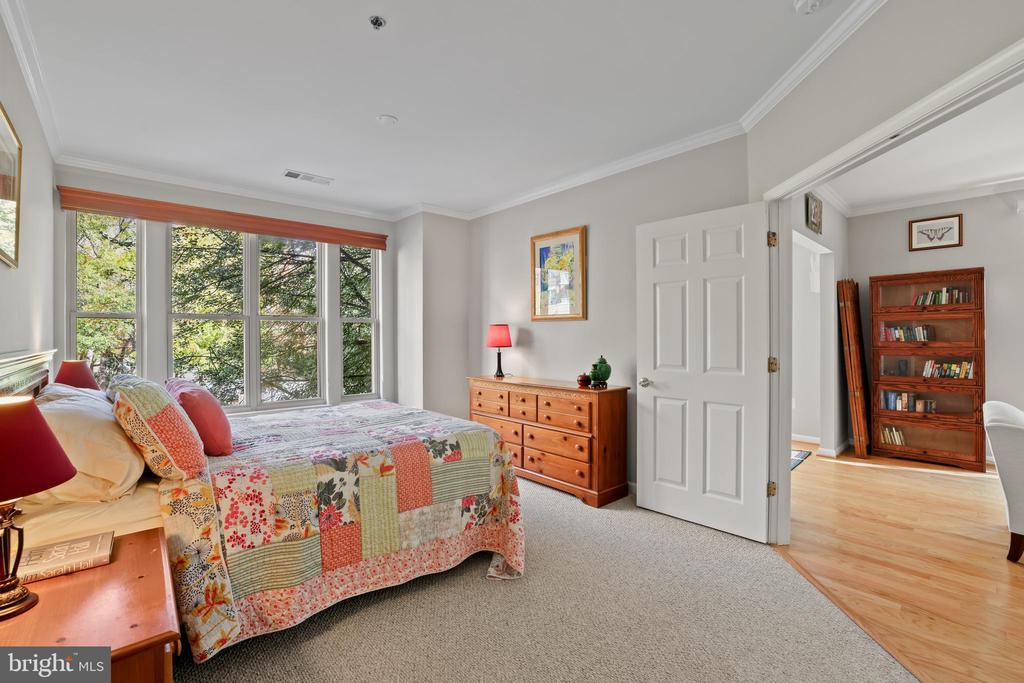 1851 STRATFORD PARK PLACE 204