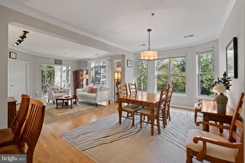 1851 STRATFORD PARK PLACE 204
