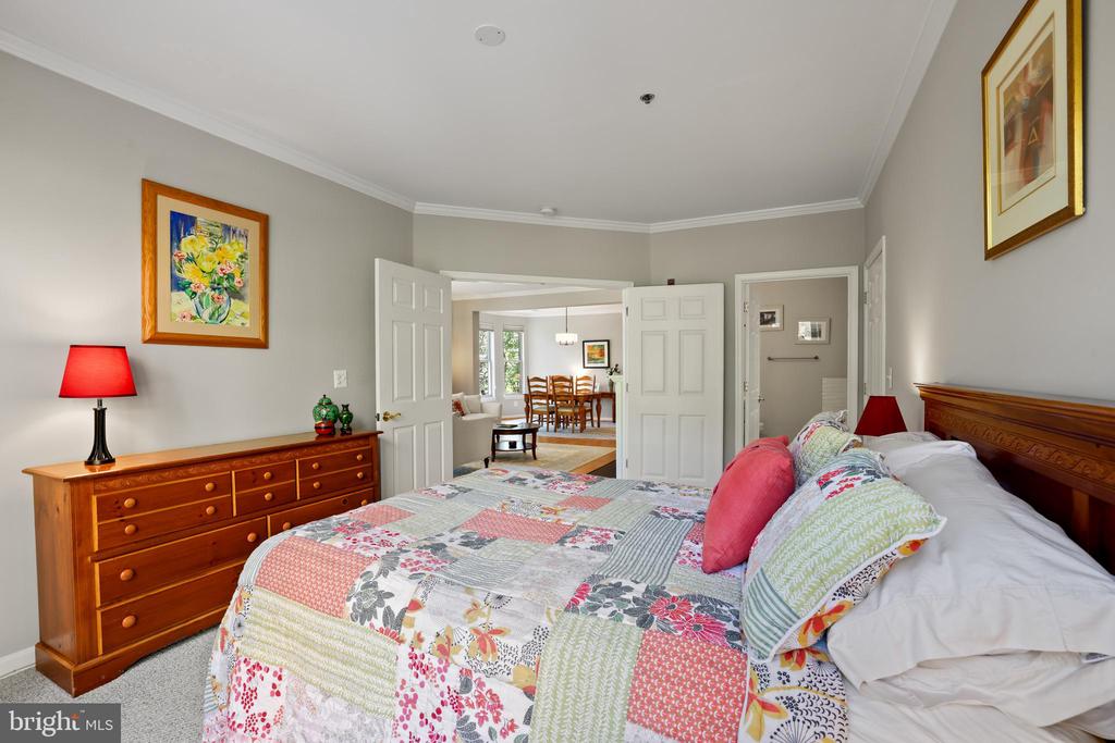 1851 STRATFORD PARK PLACE 204