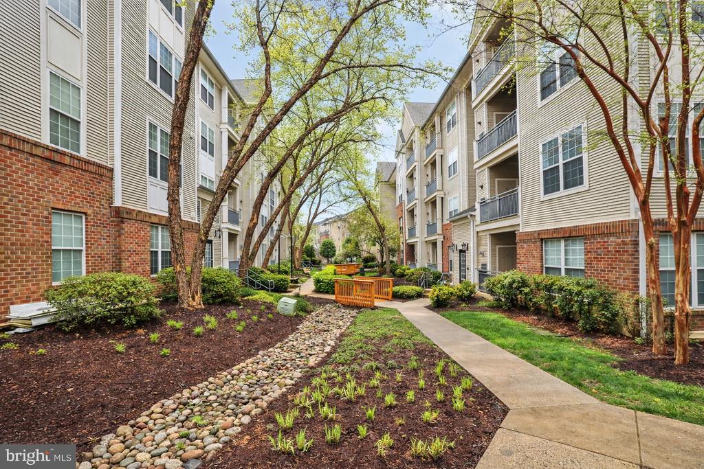 3003 NICOSH CIRCLE 3109