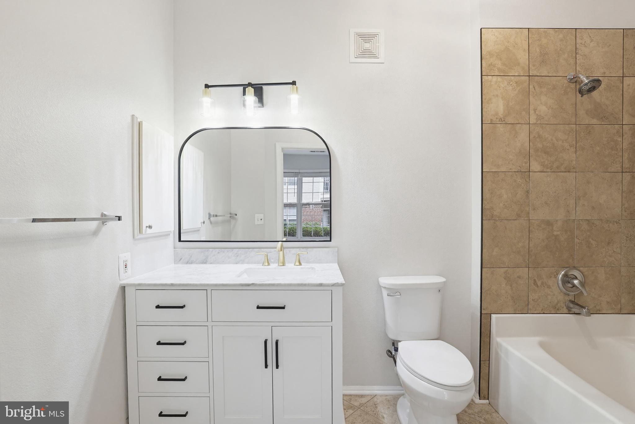 3003 NICOSH CIRCLE 3109