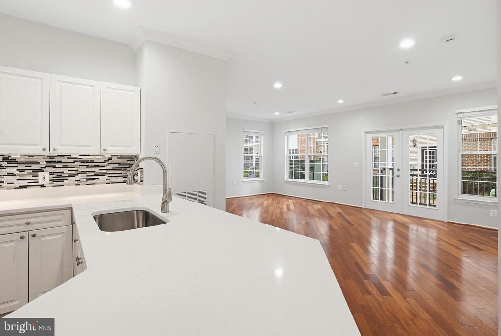 3003 NICOSH CIRCLE 3109