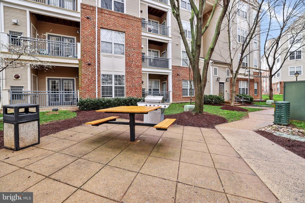 3003 NICOSH CIRCLE 3109