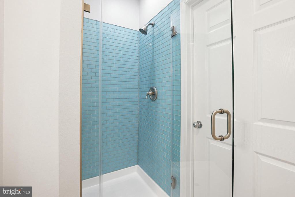3003 NICOSH CIRCLE 3109