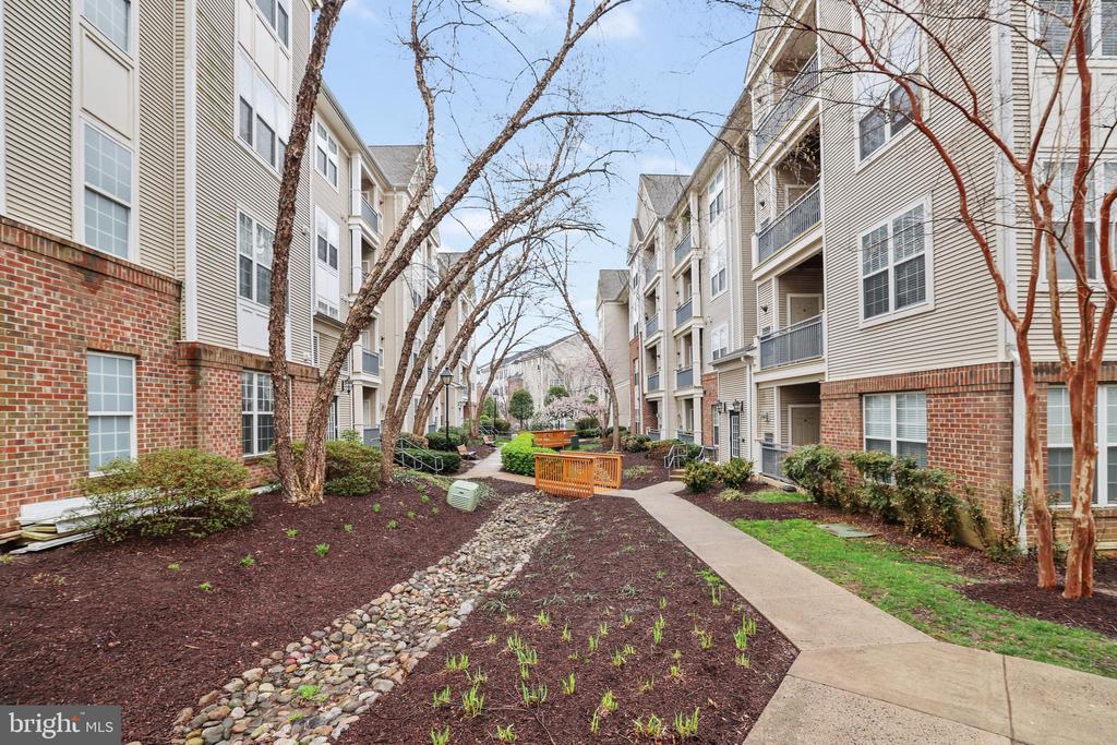 3003 NICOSH CIRCLE 3109