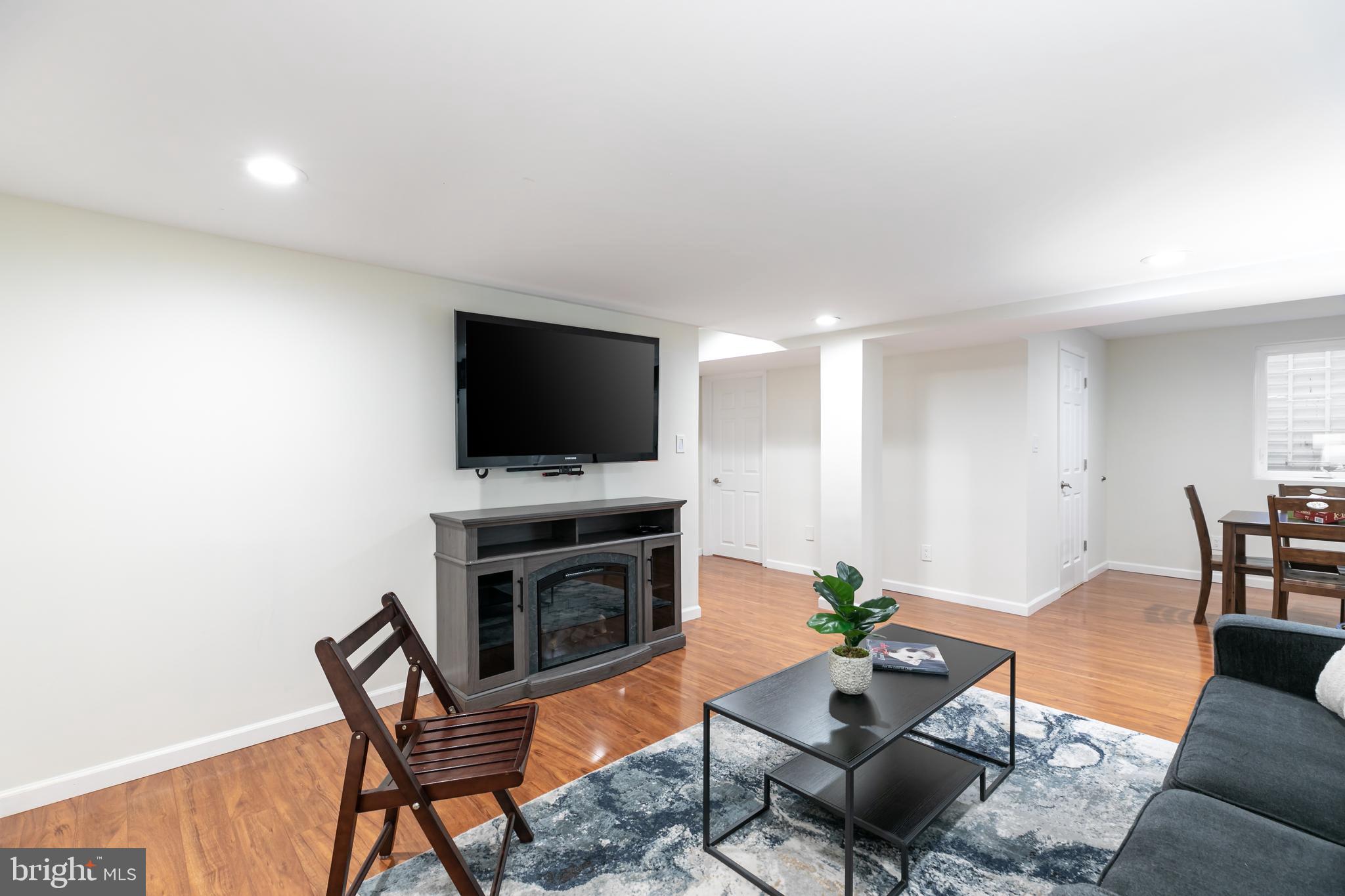 11554 BRASS LANTERN COURT