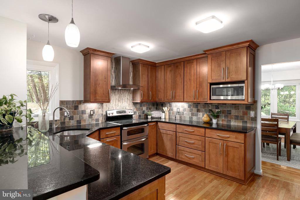 11554 BRASS LANTERN COURT
