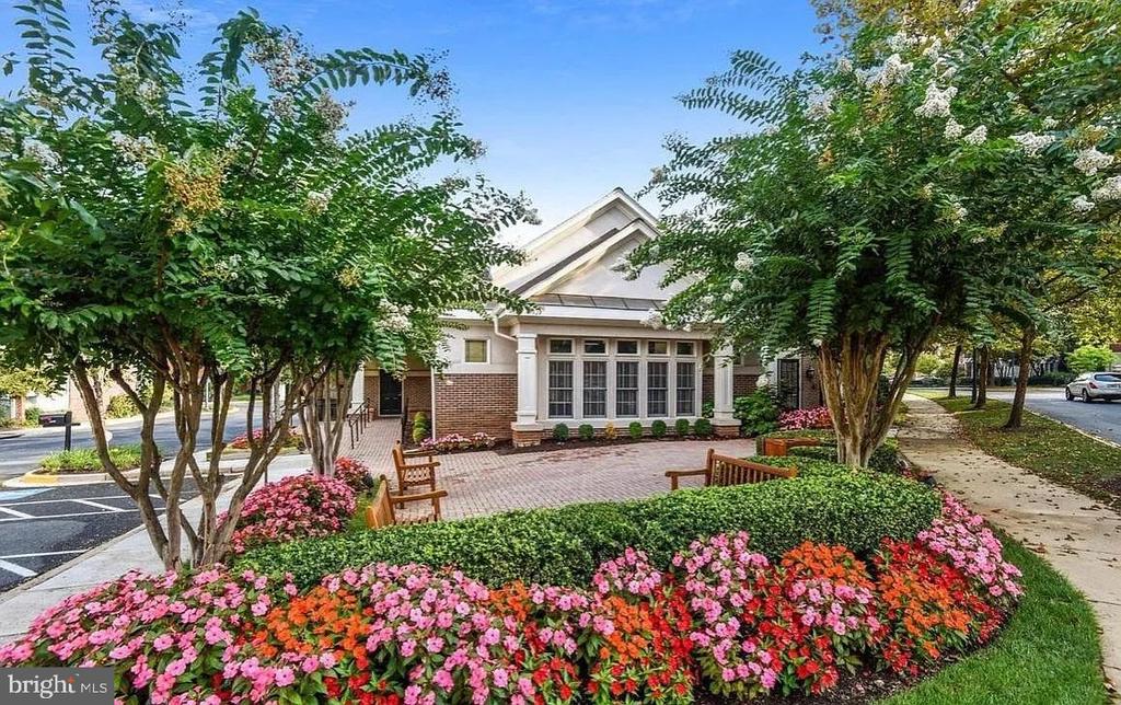 12185 ABINGTON HALL PLACE 201