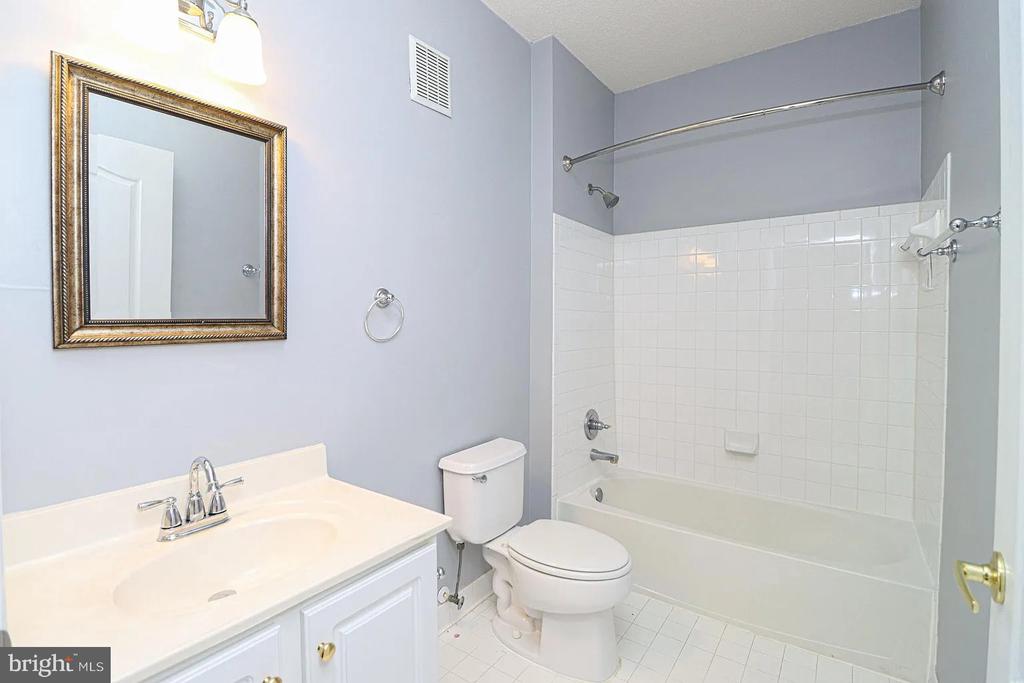 12185 ABINGTON HALL PLACE 201