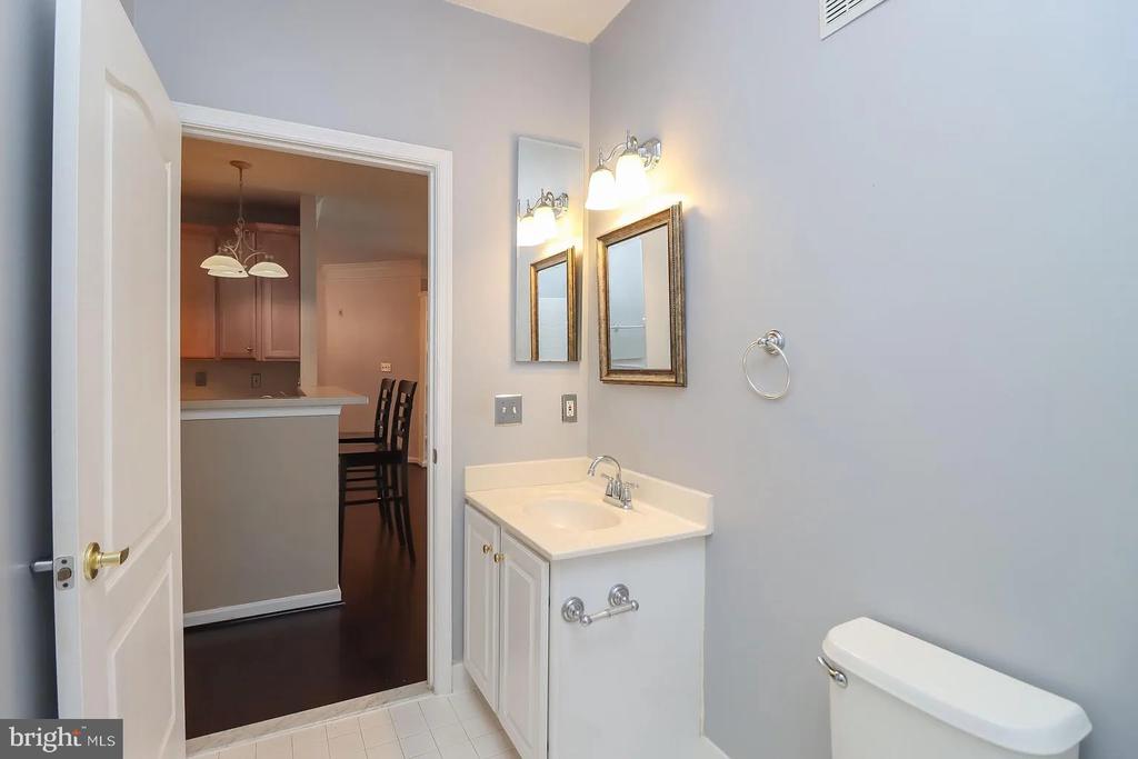 12185 ABINGTON HALL PLACE 201
