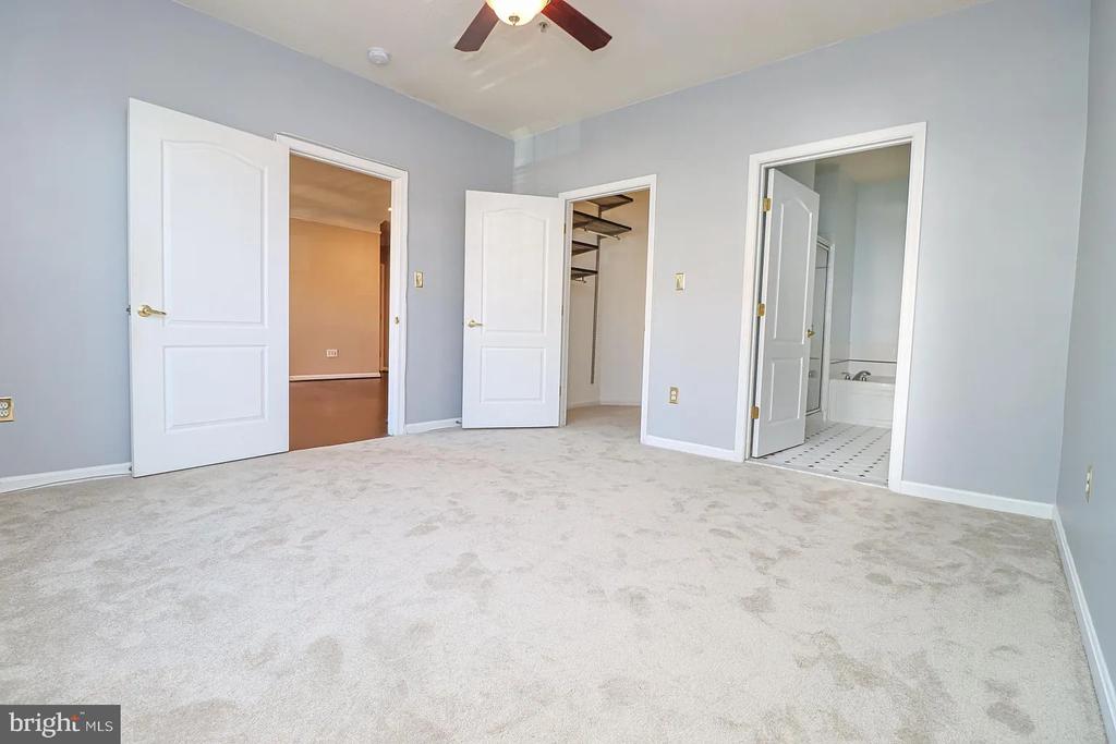 12185 ABINGTON HALL PLACE 201