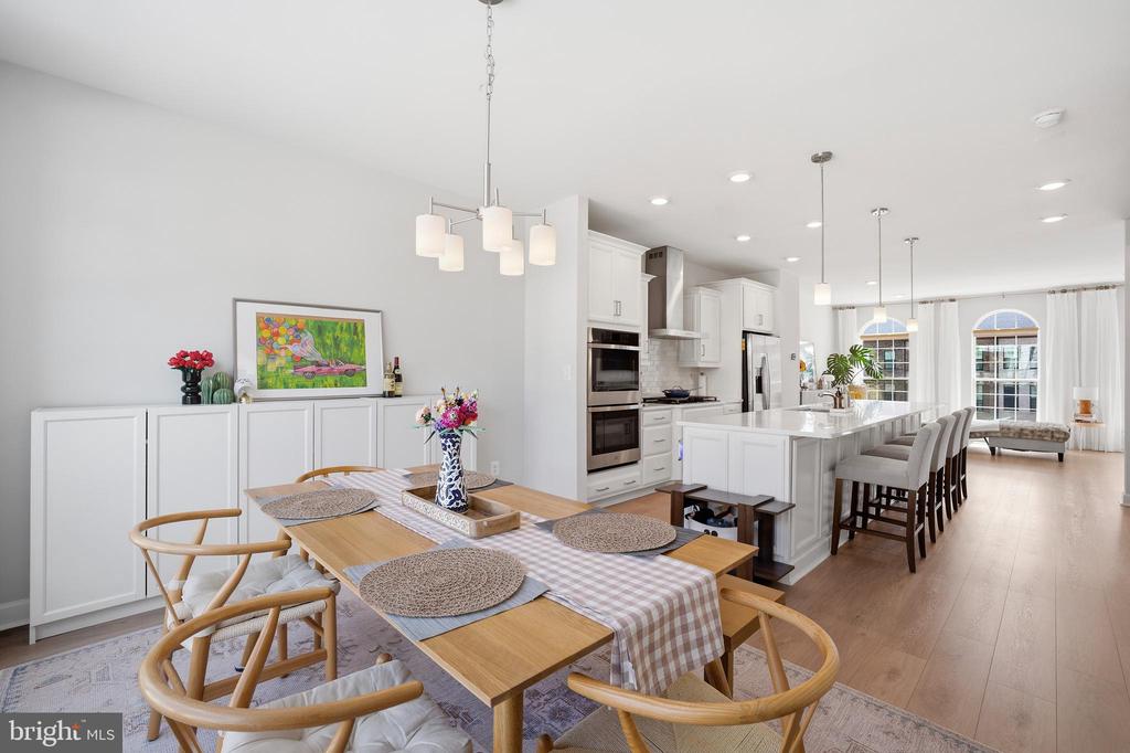 12561 TODD LANE