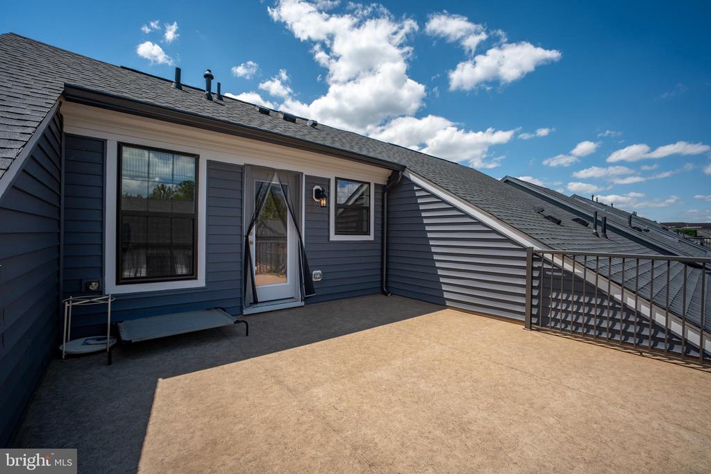 12561 TODD LANE
