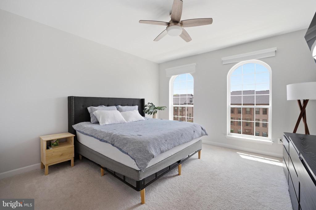 12561 TODD LANE