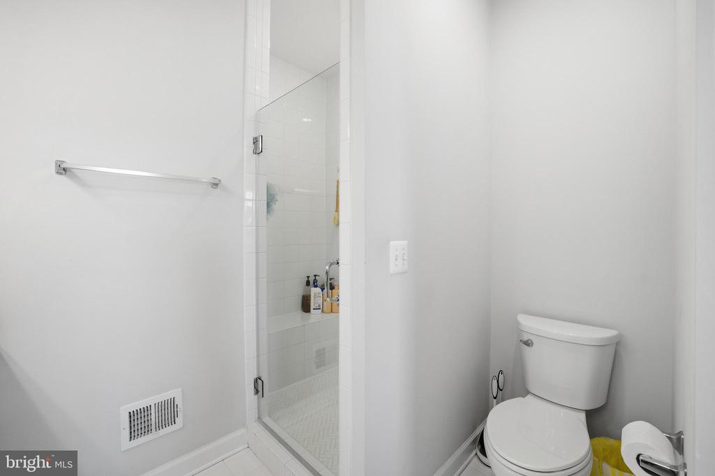 12561 TODD LANE