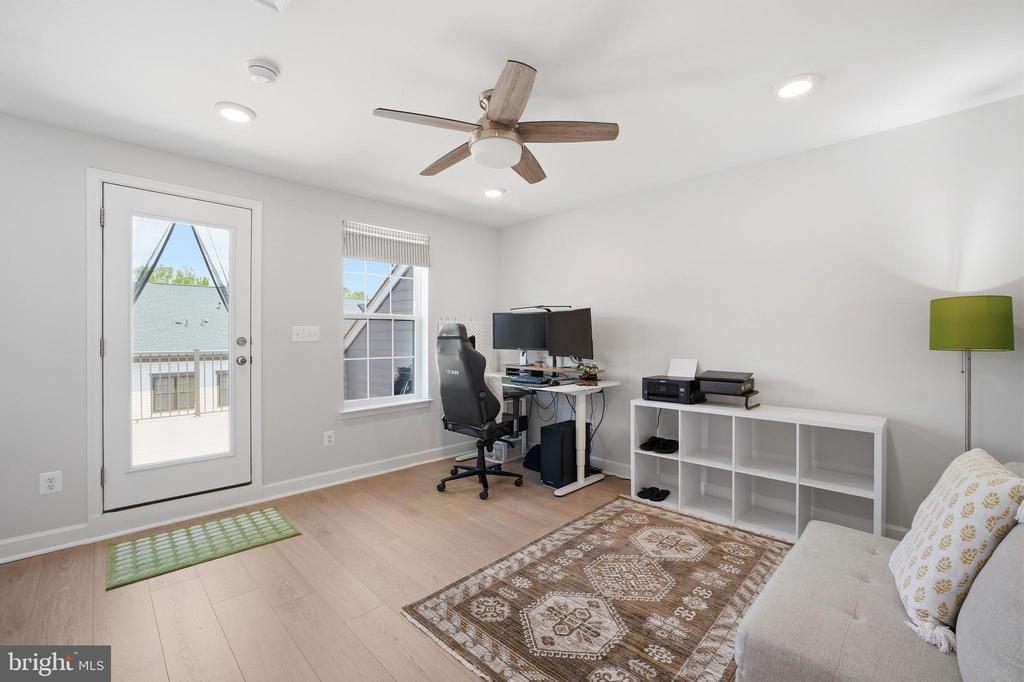 12561 TODD LANE