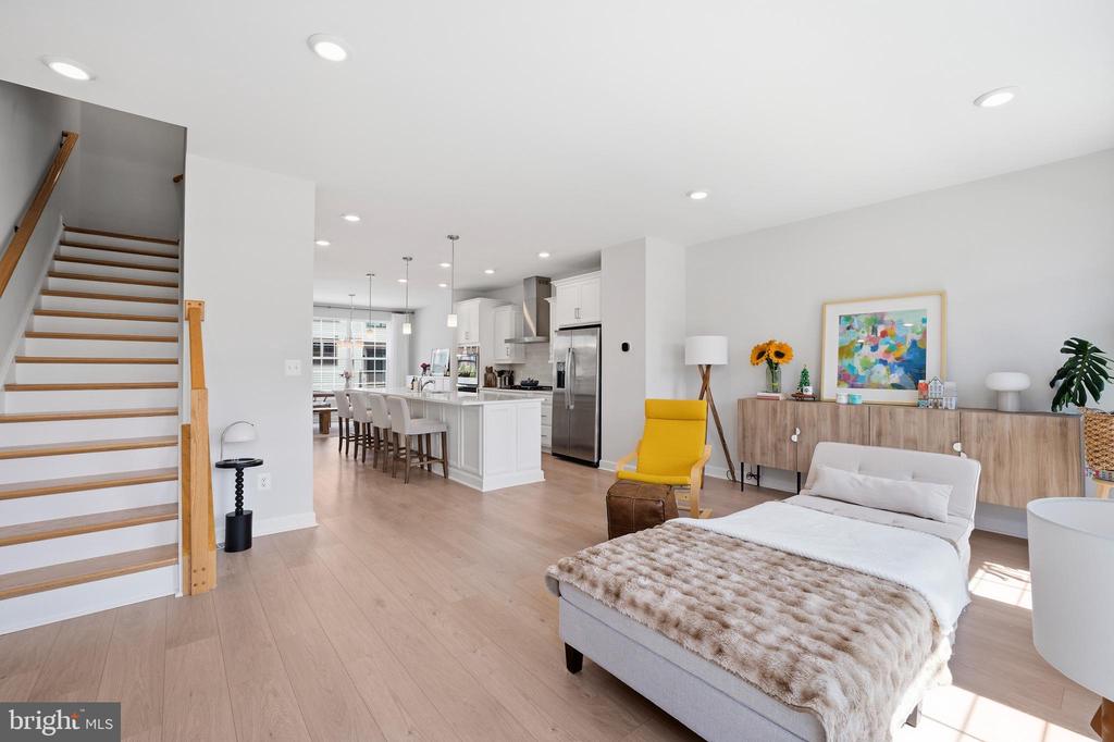 12561 TODD LANE