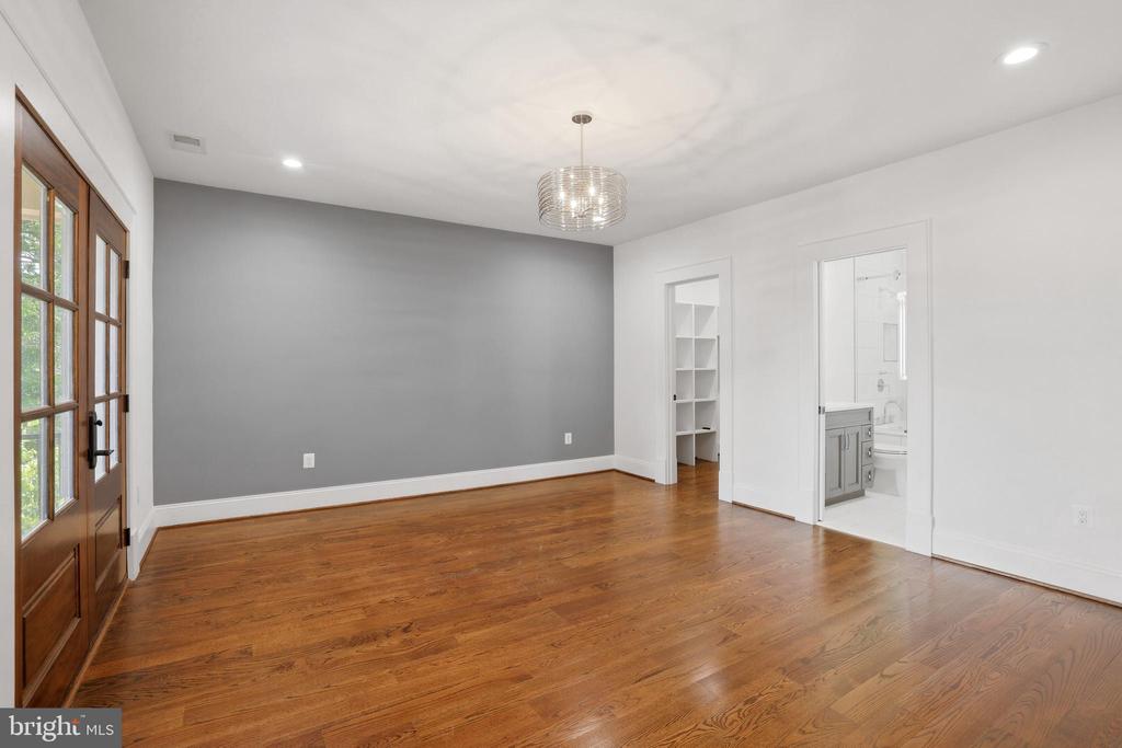 4147 OLD COLUMBIA PIKE