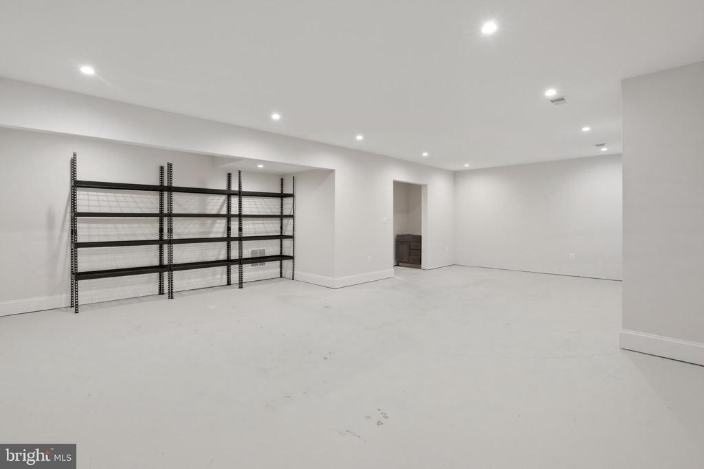 4147 OLD COLUMBIA PIKE