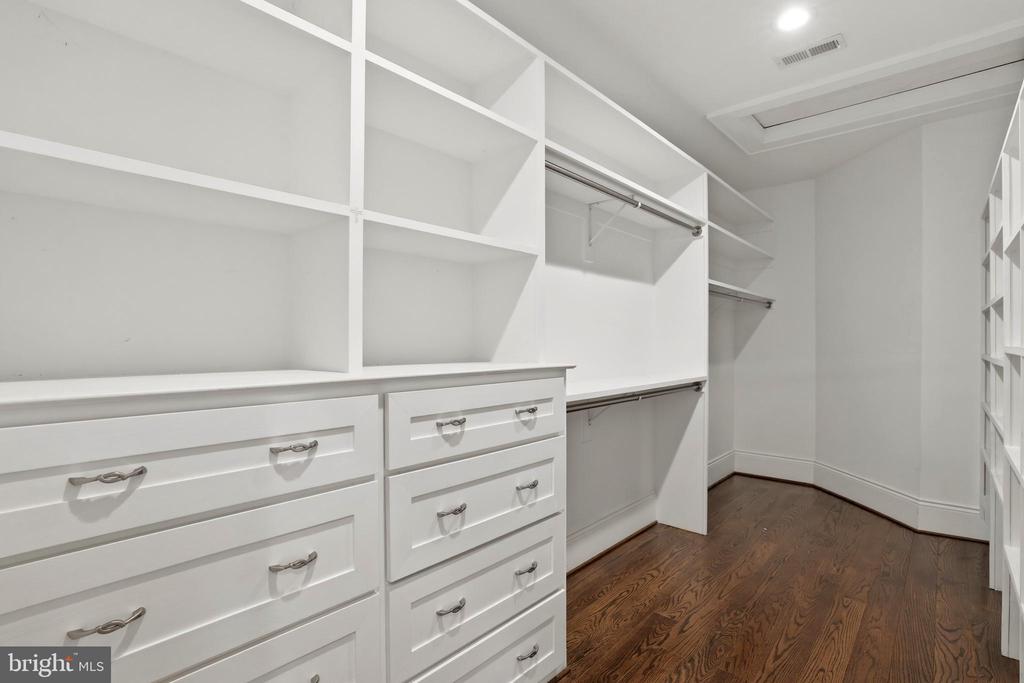 4147 OLD COLUMBIA PIKE