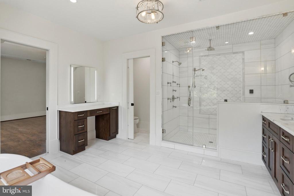 4147 OLD COLUMBIA PIKE