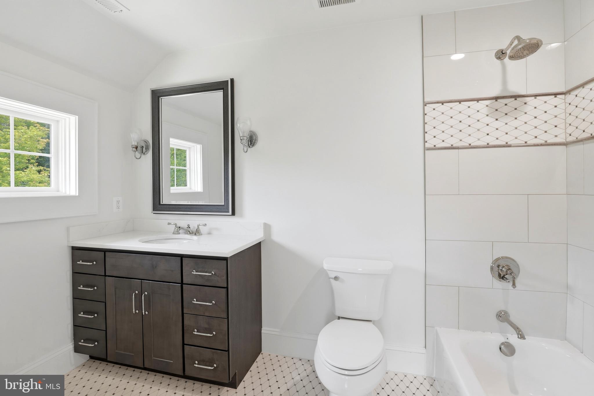 4147 OLD COLUMBIA PIKE
