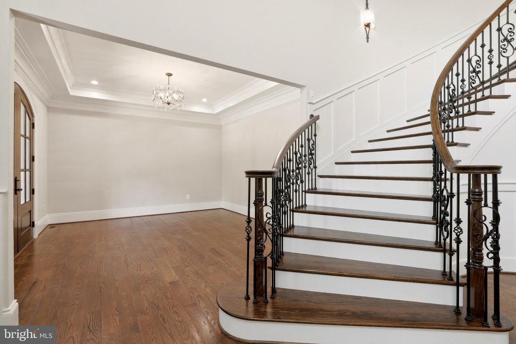 4147 OLD COLUMBIA PIKE