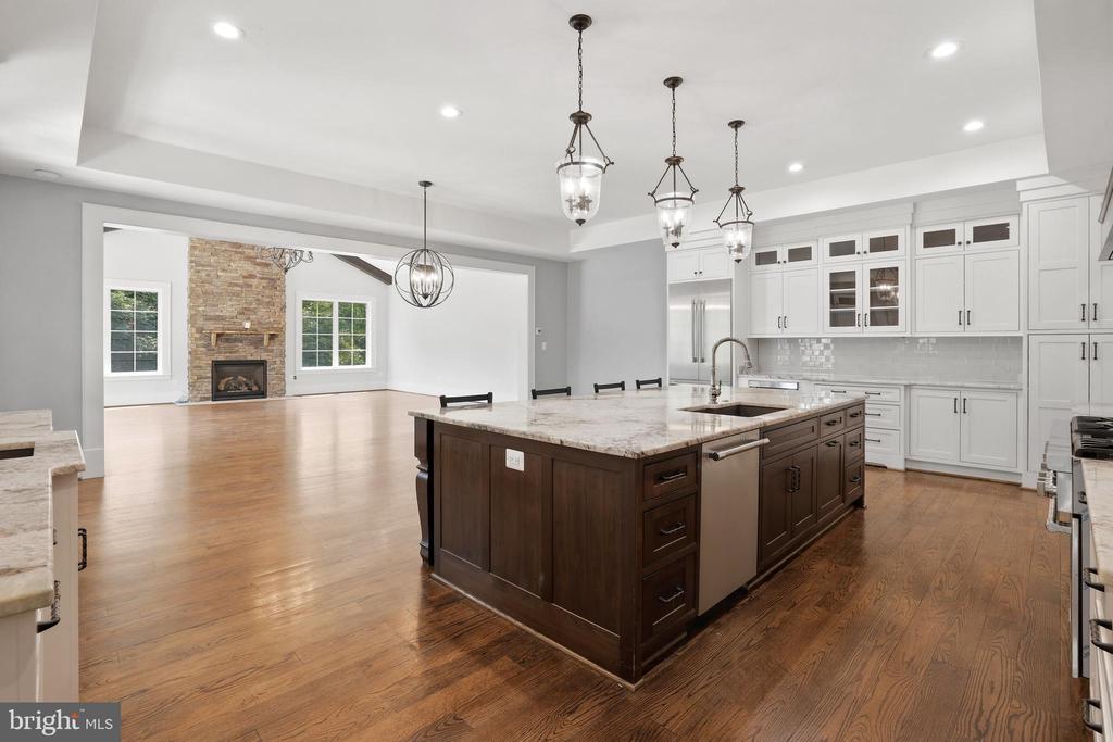4147 OLD COLUMBIA PIKE