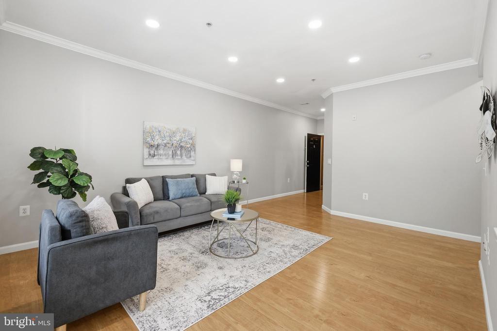 3021 NICOSH CIRCLE 1301