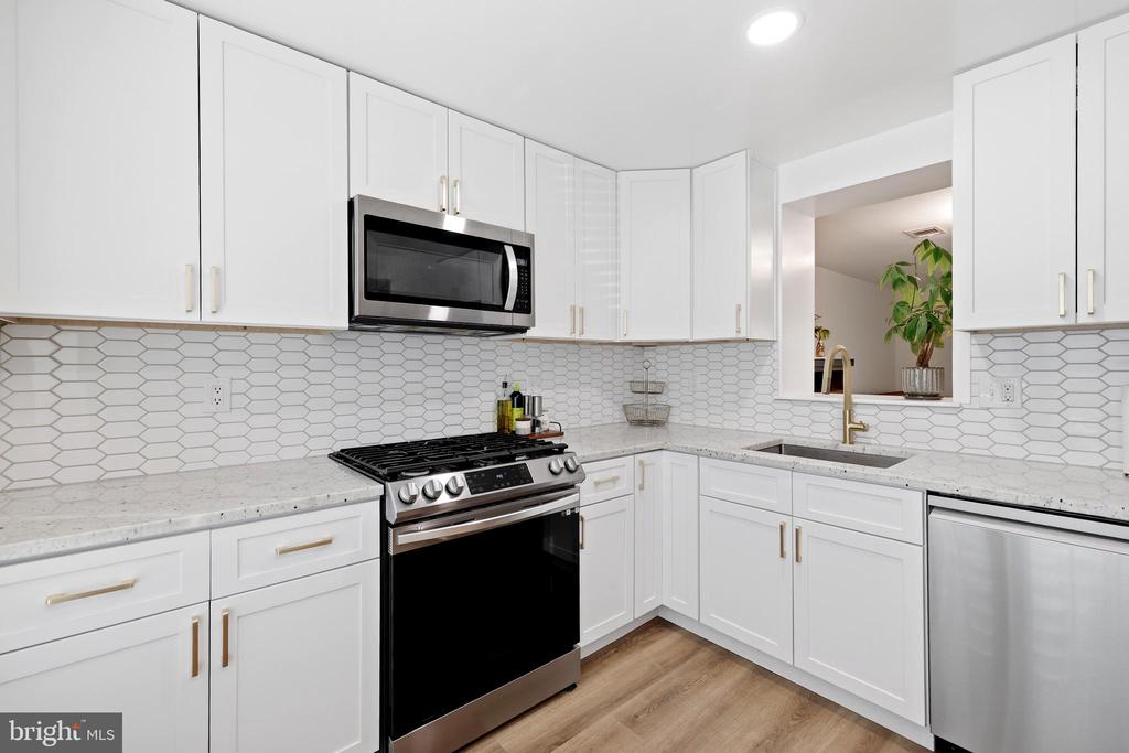5919 GRISBY HOUSE COURT