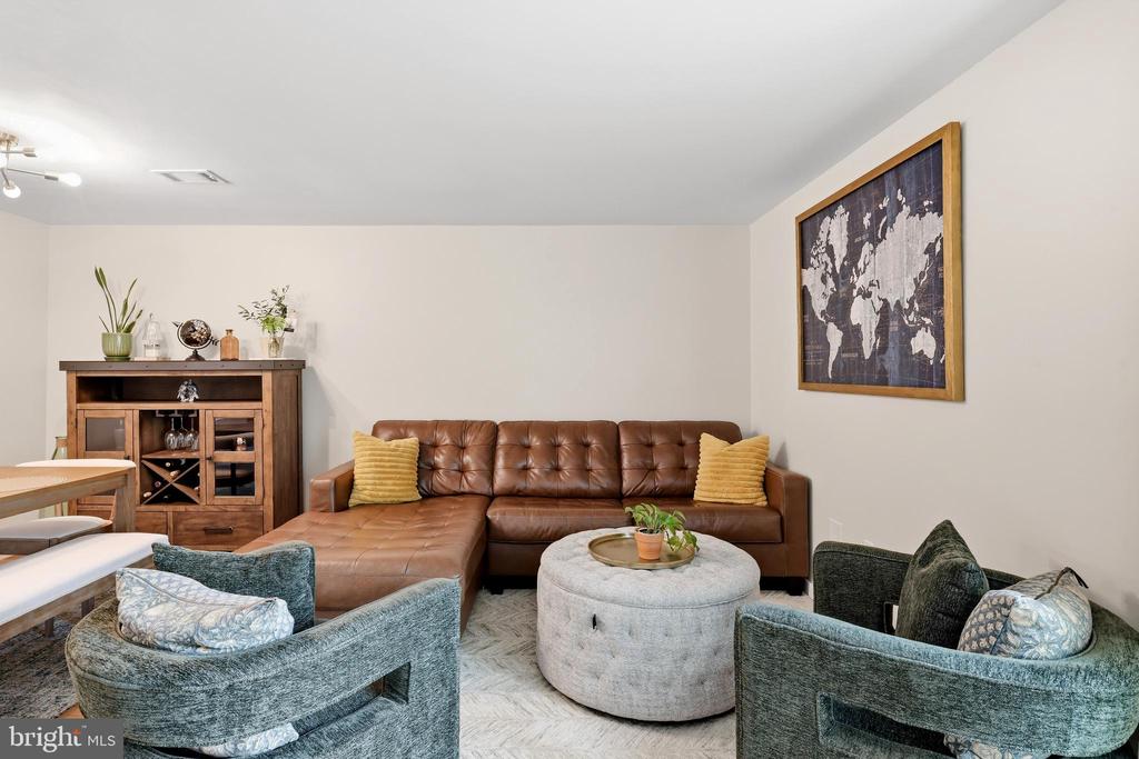 5919 GRISBY HOUSE COURT