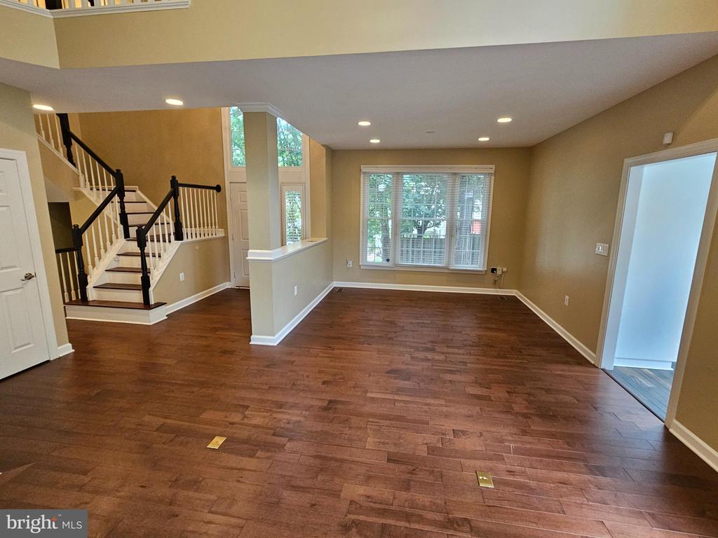1369 PARK GARDEN LANE