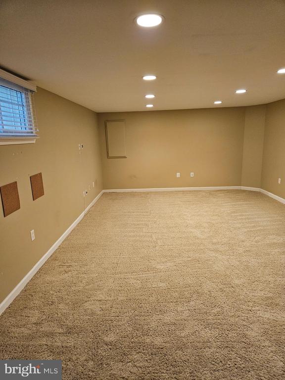 1369 PARK GARDEN LANE