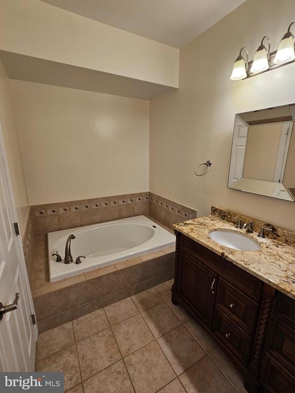 1369 PARK GARDEN LANE