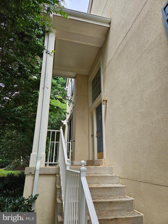 1369 PARK GARDEN LANE