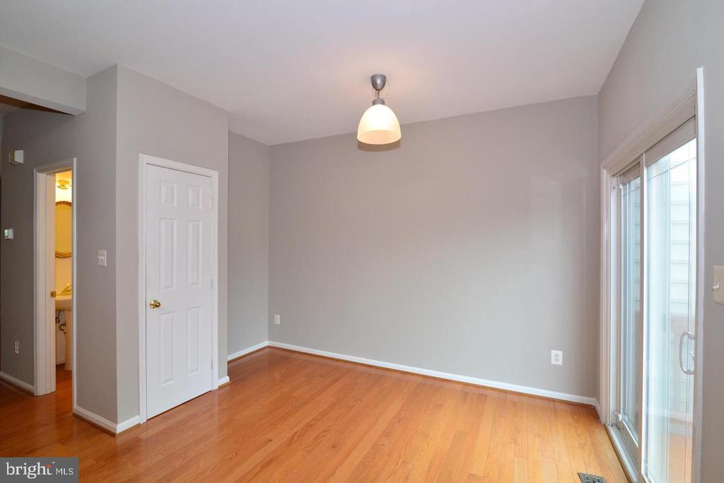 2516 ISHAM RANDOLPH DRIVE