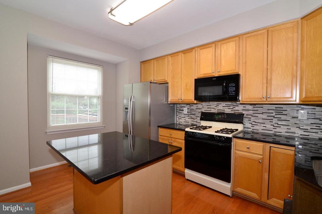 2516 ISHAM RANDOLPH DRIVE