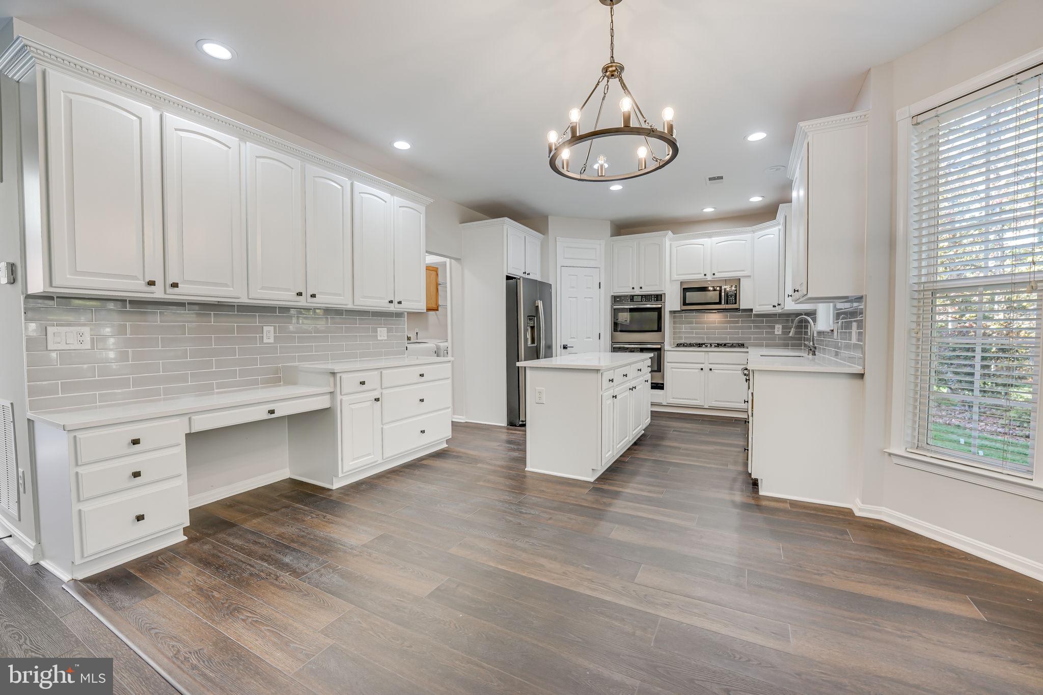 42814 Songbird Court Ct